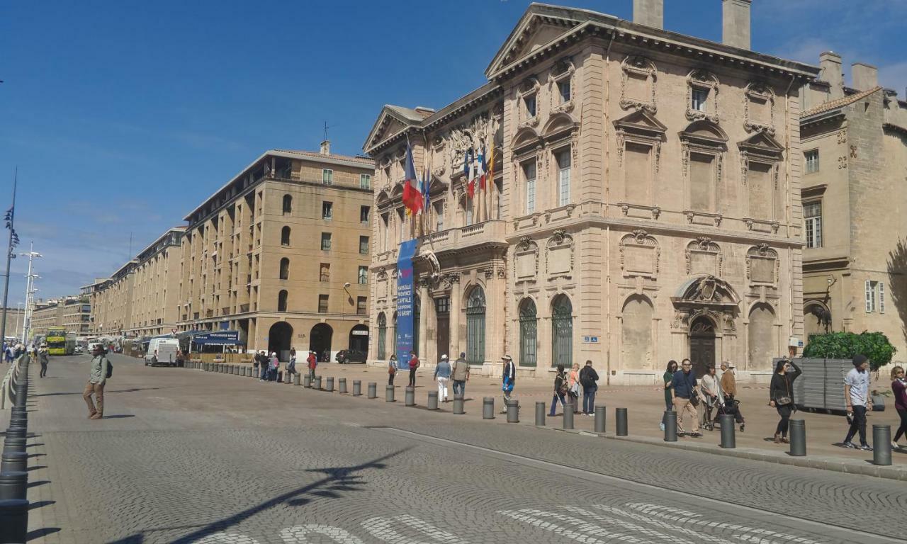 La Maison De Valentino Marseille Bagian luar foto
