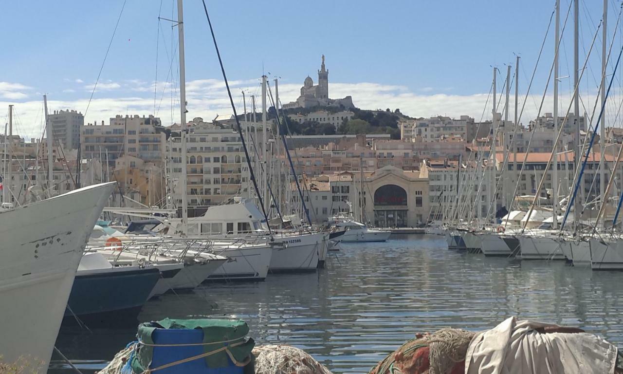 La Maison De Valentino Marseille Bagian luar foto